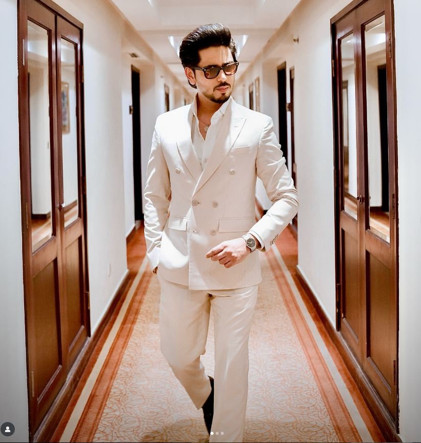 Ahmed Godil live in Karachi