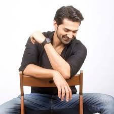 Ahmer Hussain live in Karachi