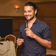 Akbar Chaudry live in Karachi