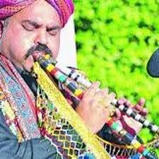 Akbar Khamiso live in Karachi