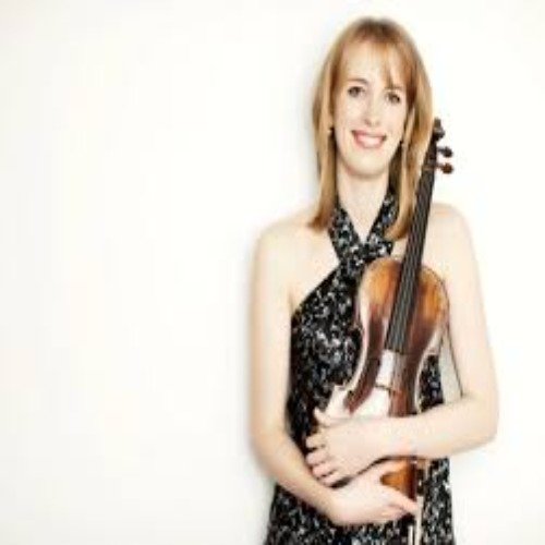 Annalee Patipatanakoon live in Karachi