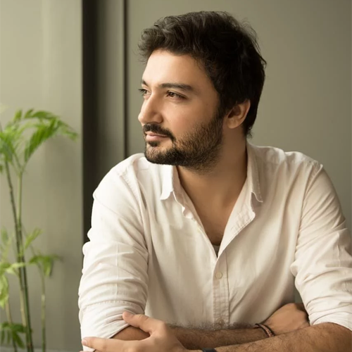 Asfar Hussain live in Karachi