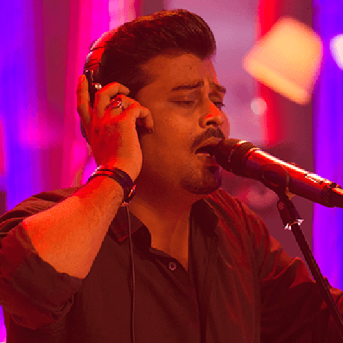 Basit Ali live in Karachi
