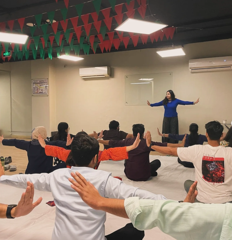 Dhanak Acronomix live in Karachi