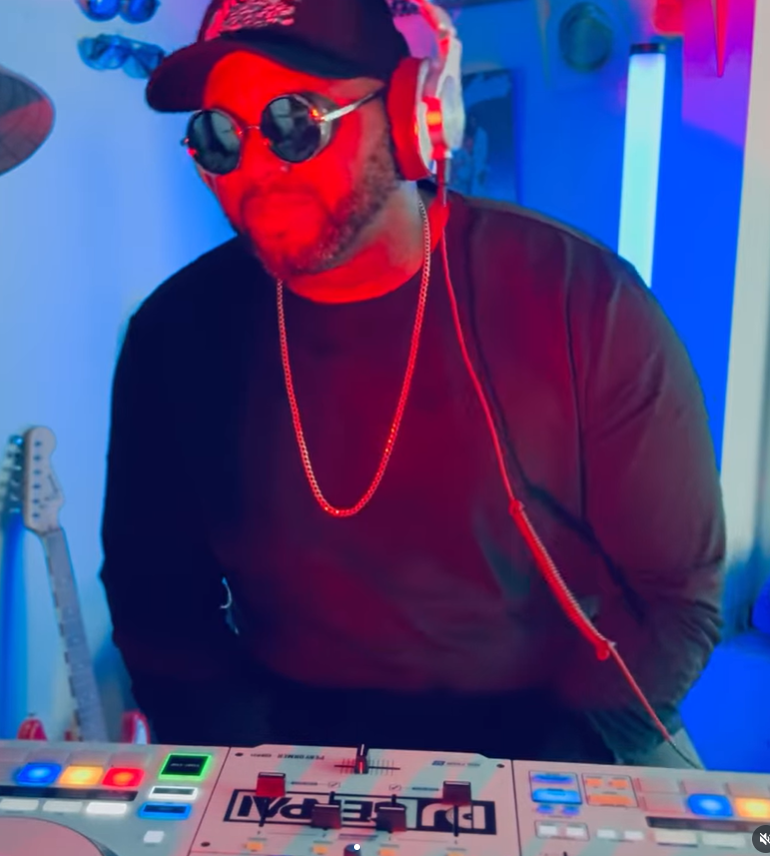 DJ Senpai live in Karachi