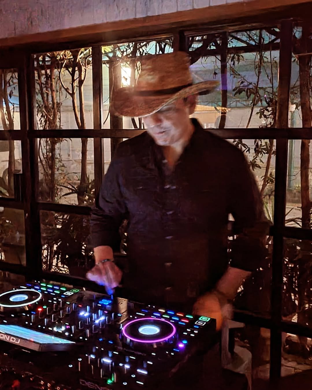 Faisal Malik live in Karachi