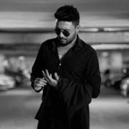 Fakhar Anjum live in Karachi