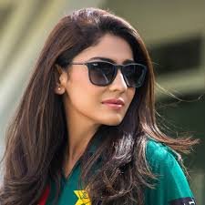 Kainat Imtiaz live in Karachi