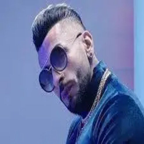 Kamal Raja live in Karachi