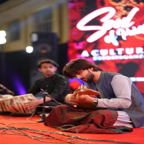 Liaquat Homayoun live in Karachi