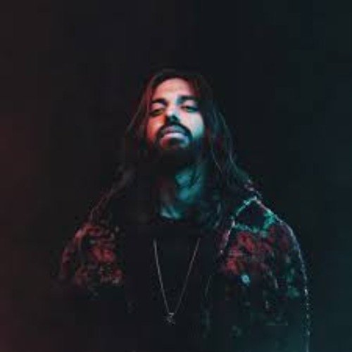 Madlock Gillani live in Karachi