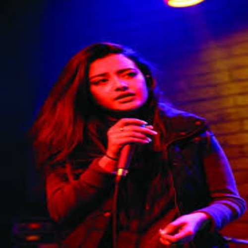 Maria Unera live in Karachi