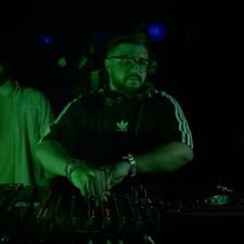 Qbeebs live in Karachi