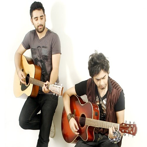 RAETH MUSIC live in Karachi