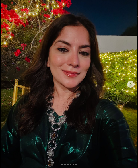 samra khan live in Karachi