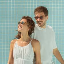 Santi and Tugce live in Karachi