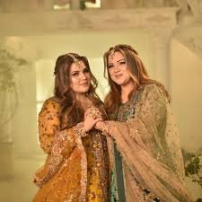 Shabana & Shazia Kauser live in Karachi