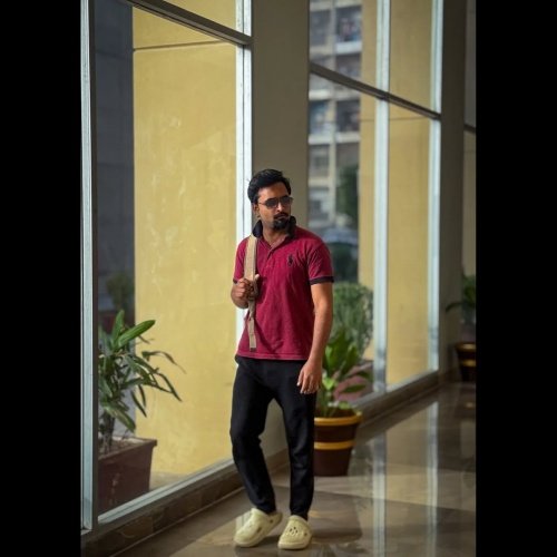 Sheheryar Ahmed live in Karachi