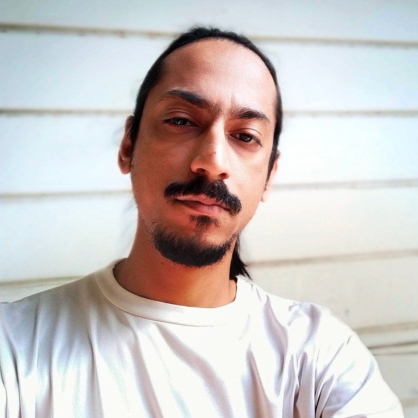 Tollcrane live in Karachi