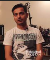 Umair Dar live in Karachi