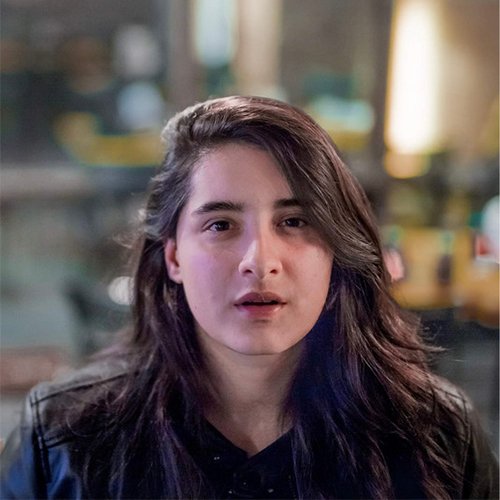 Yashal Shahid live in Karachi